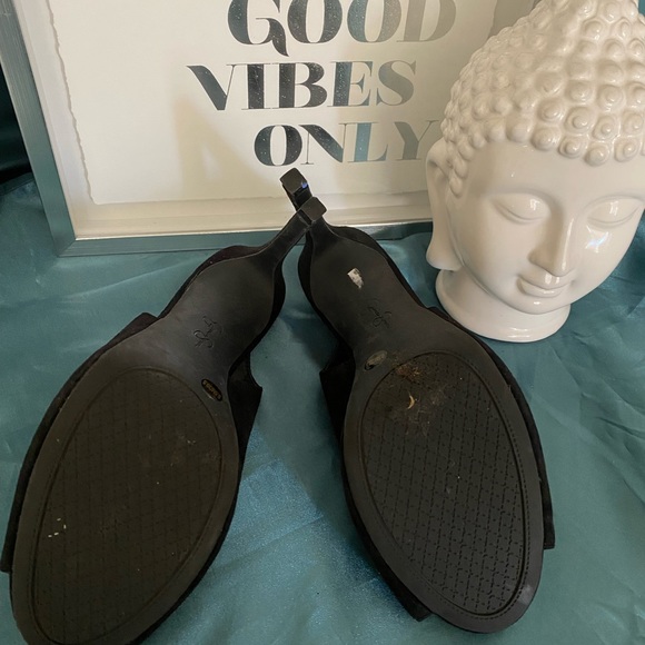 Jessica Simpson Suede Peep-Toe slingback heels - Picture 3 of 10